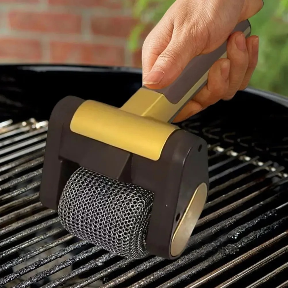 StahlEdge GrillMaster Pro – Heavy-Duty Stainless Steel Mesh BBQ Cleaning Brush